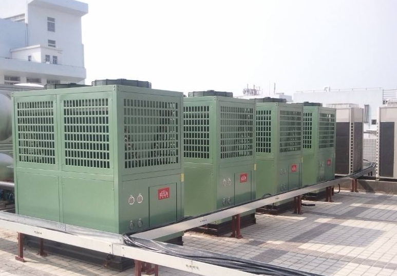 一个采暖季空气能热泵比燃煤还便宜650元！_维修空气能热水器价格