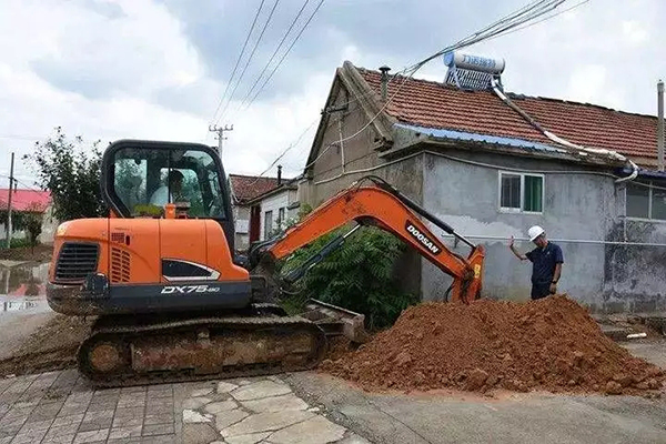 潍坊市加快推进农村清洁取暖工程建设_博罗空气能热水器