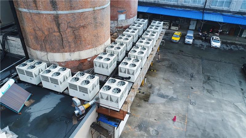 水产养殖选纽恩泰空气能热泵，一机两用，冷热水双供_海信10匹空气能热泵价格