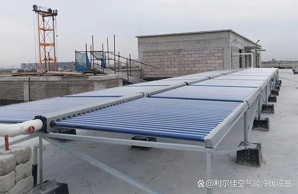 工业用太阳能热水系统的优势_芬尼空气能8匹多少钱